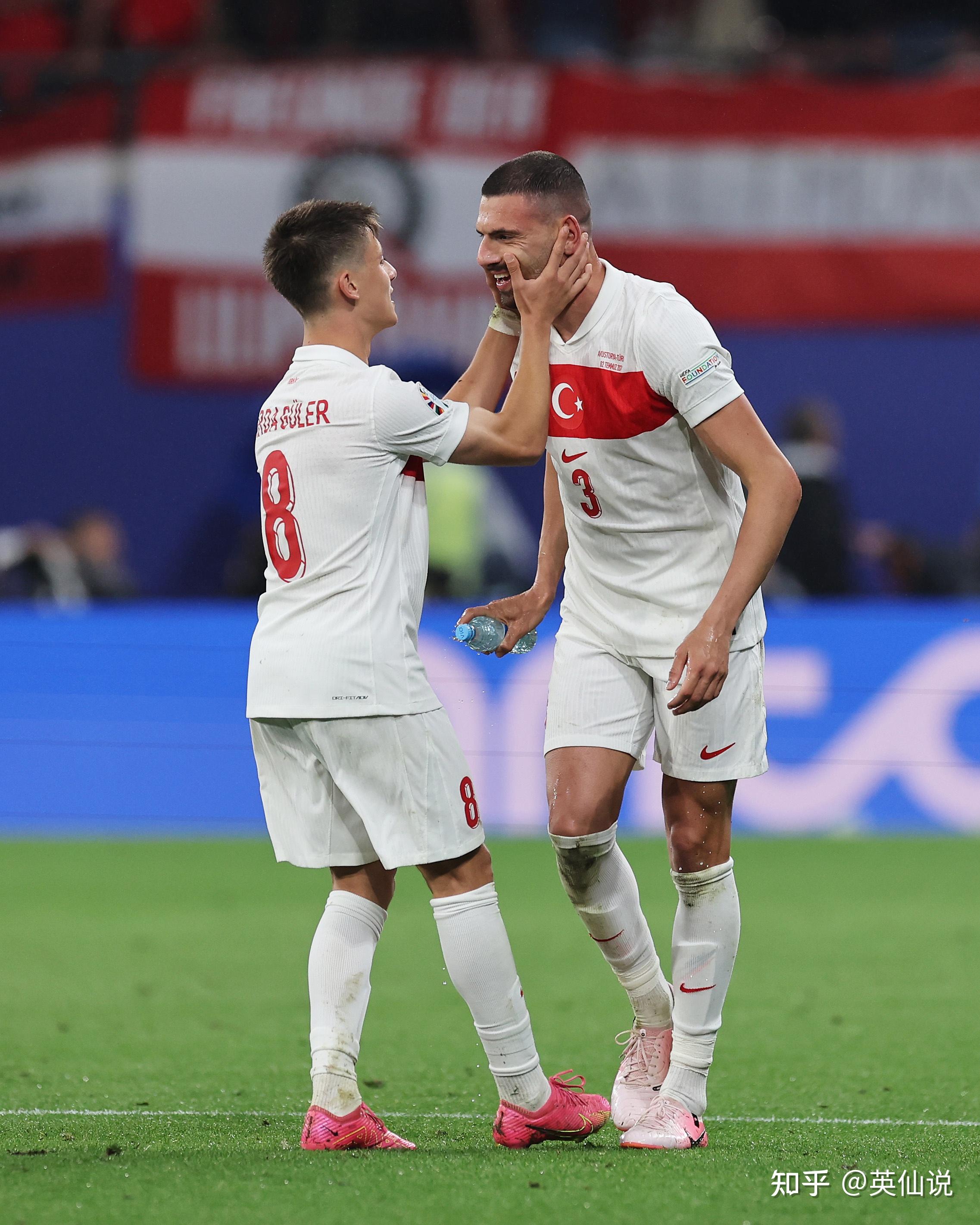 土耳其国家队夺冠,备战国际足球对抗赛 土耳其国家队夺冠,备战国际足球对抗赛