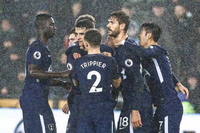 巴黎客场轻取对手,稳固积分榜领先的简单介绍 巴黎客场轻取对手,稳固积分榜领先的简单介绍