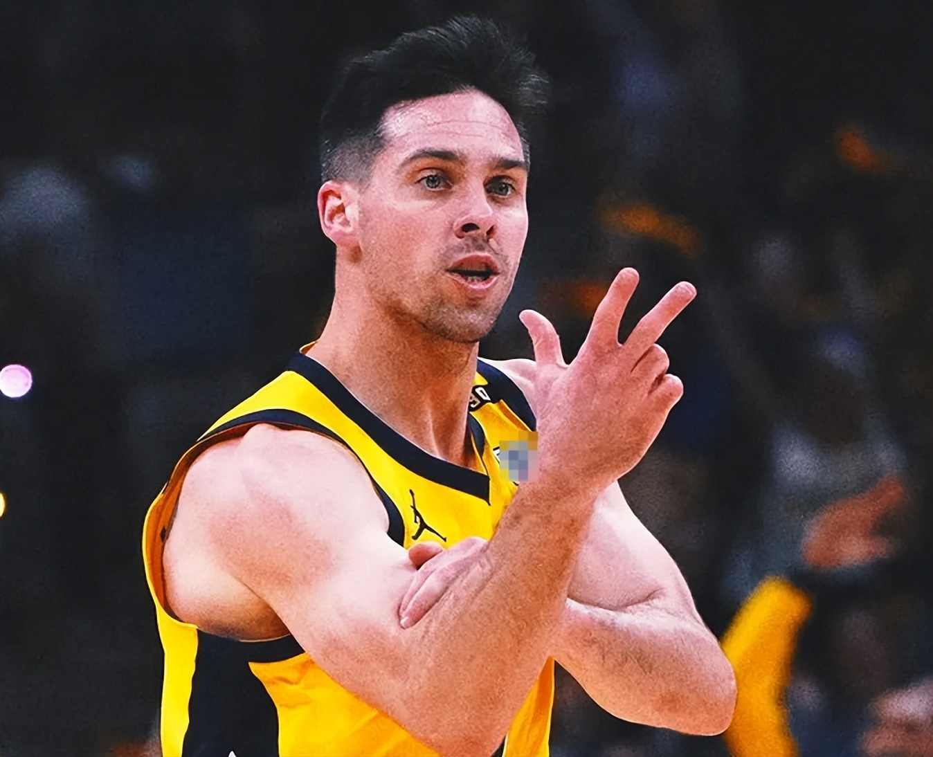 步行者惊险战胜篮网，保持不败之势