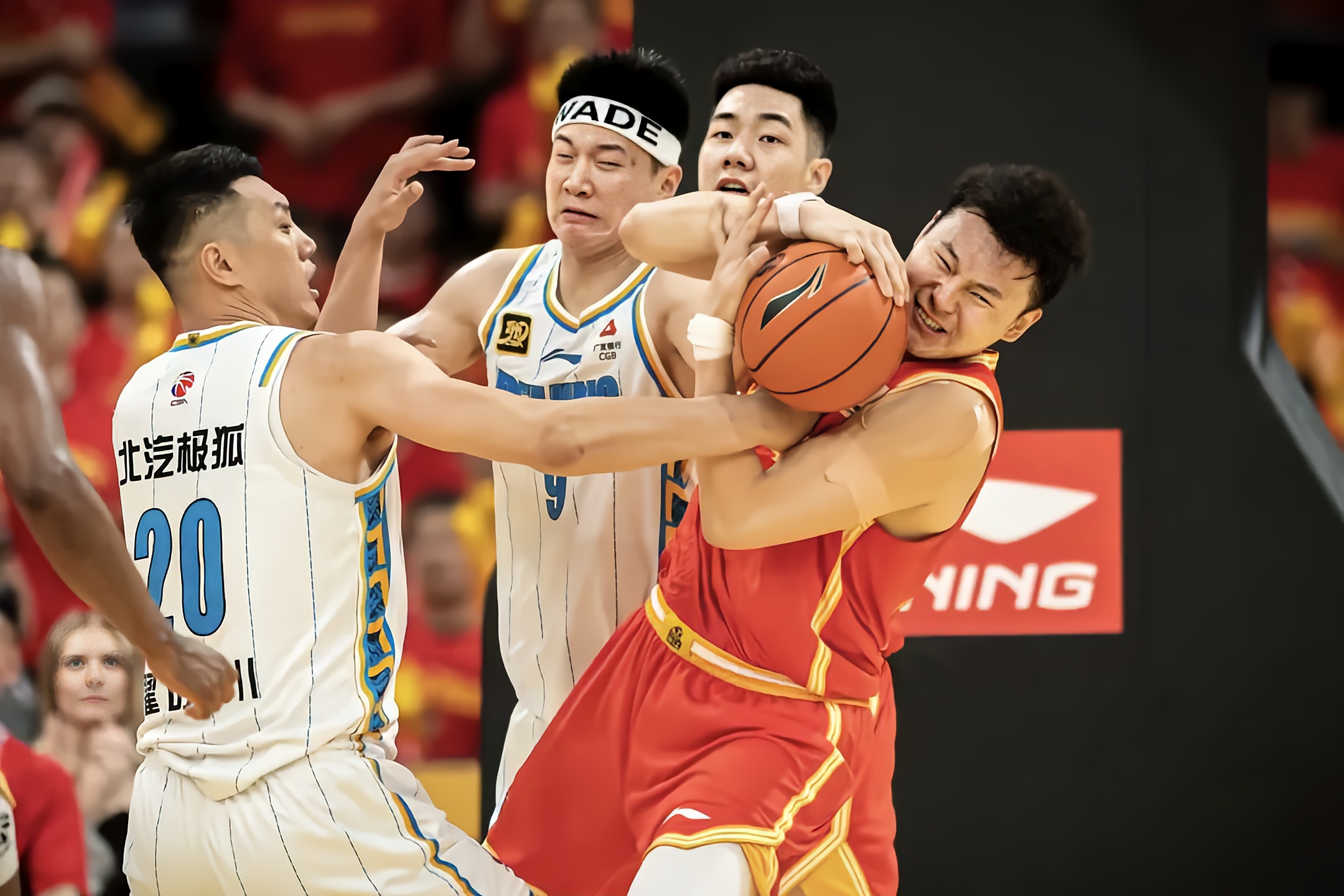 包含浙江队逆转步行者，布克扛起全队的词条