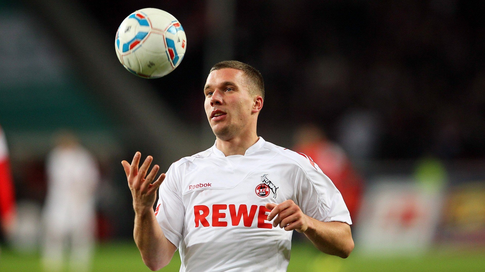 PG Soft Gaming-蓝色防线的定海神针，阿坎吉的不掉线哲学如何让摩纳哥梦碎老特拉福德