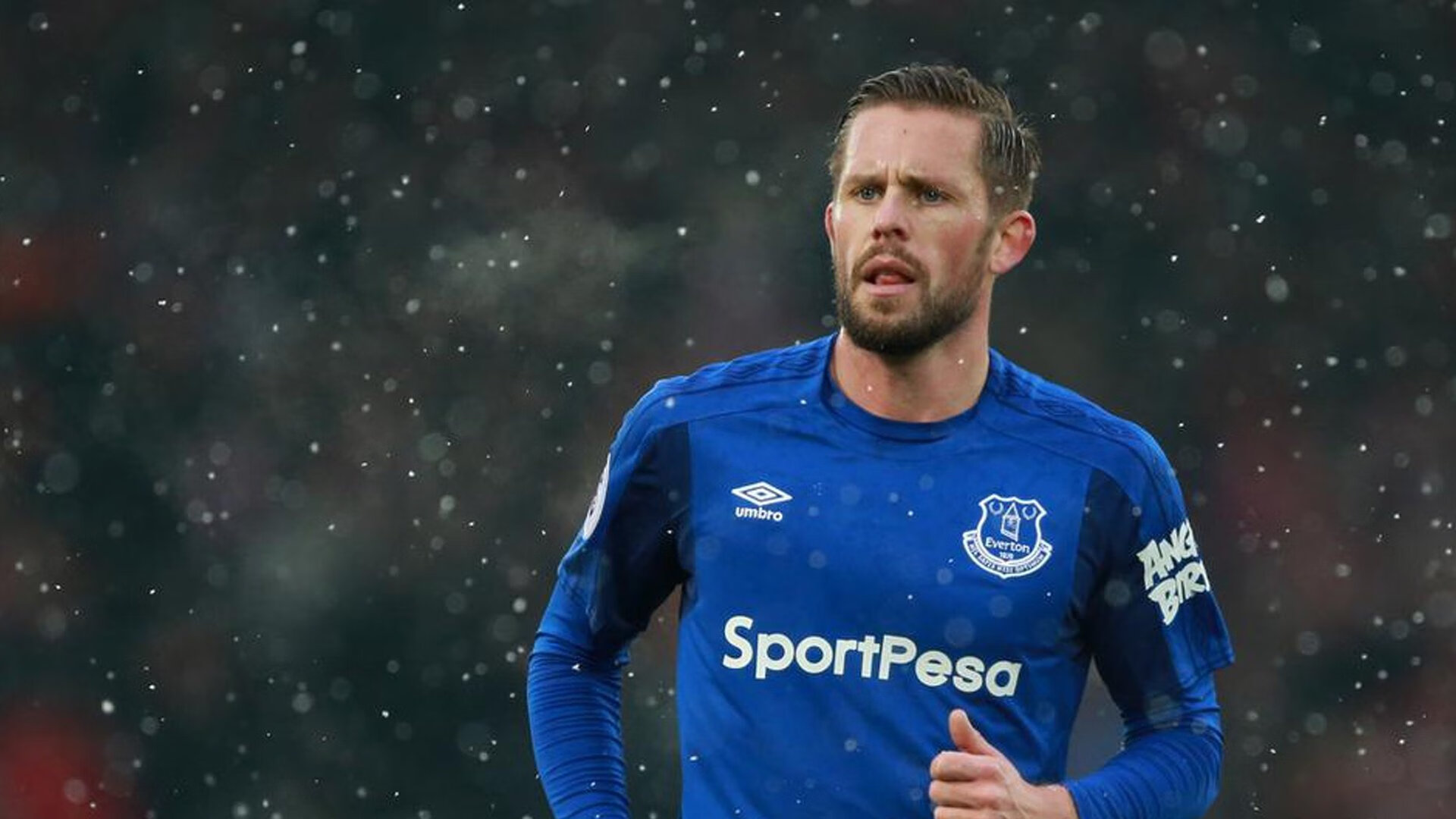 绿茵场上的骑士精神，德甲争冠焦点战与NBA淘汰赛的意志共鸣